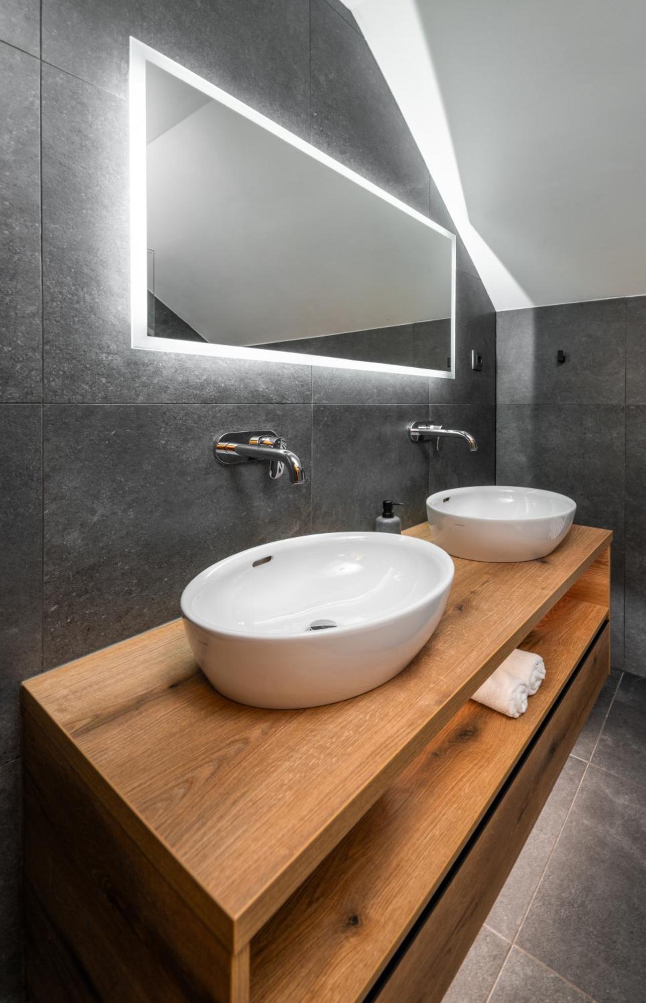 Vila Grad Bled - Sauna & Hot Tub Bagian luar foto