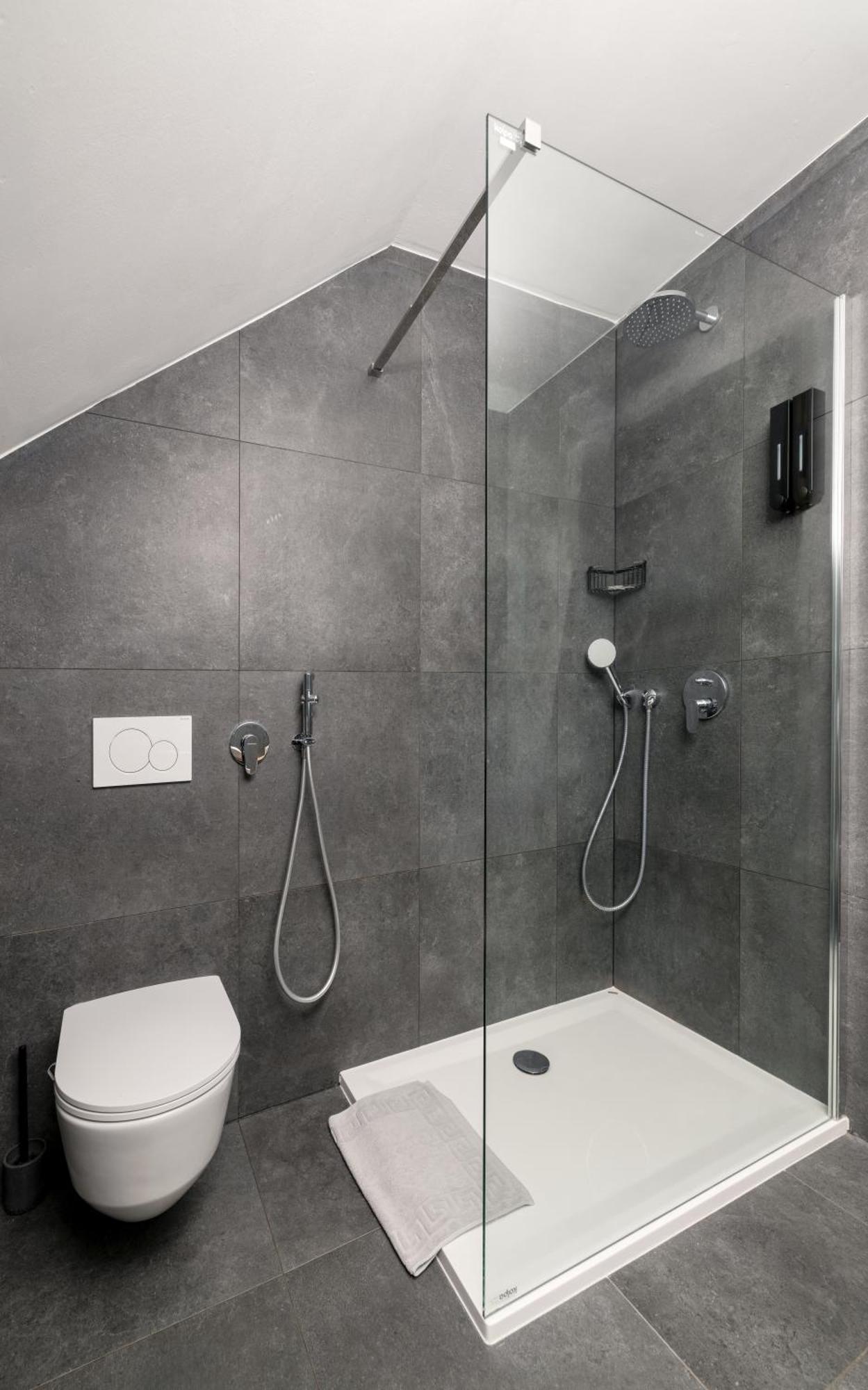 Vila Grad Bled - Sauna & Hot Tub Bagian luar foto