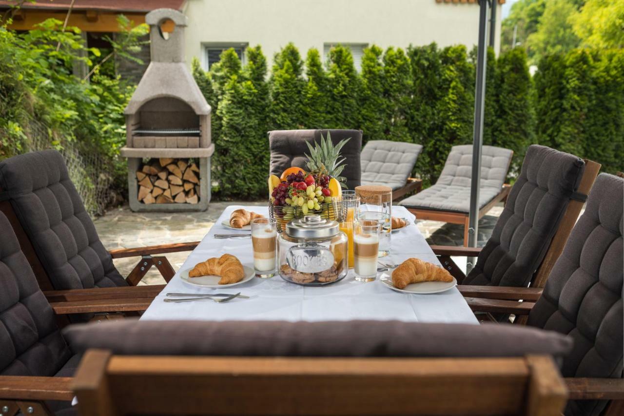 Vila Grad Bled - Sauna & Hot Tub Bagian luar foto